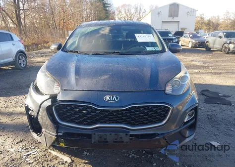 2020 Kia Sportage Lx z USA, uszkodzony, nr VIN KNDPMCAC4L7767312
